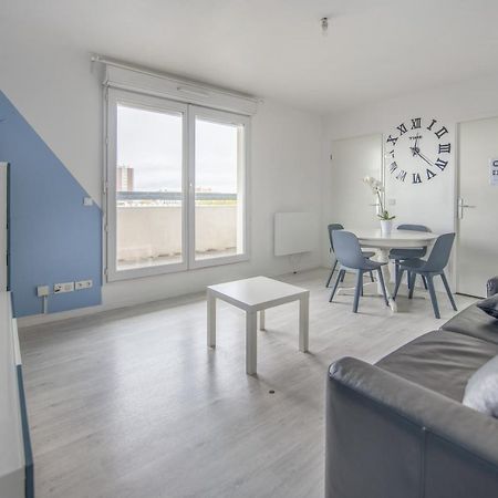 Bel Appartement De 2 Chambres A 40 Min De Paris Courcouronnes ภายนอก รูปภาพ