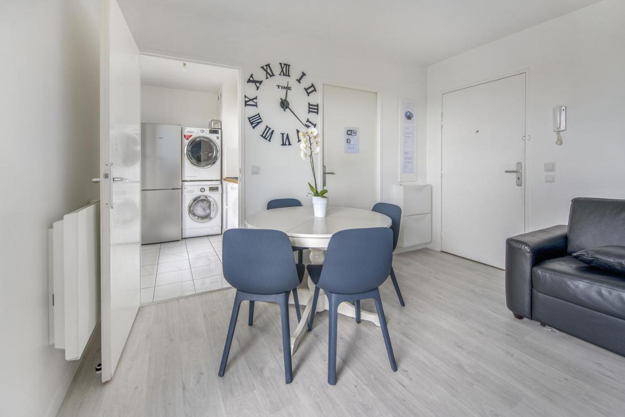 Bel Appartement De 2 Chambres A 40 Min De Paris Courcouronnes ภายนอก รูปภาพ
