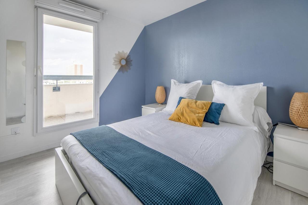 Bel Appartement De 2 Chambres A 40 Min De Paris Courcouronnes ภายนอก รูปภาพ